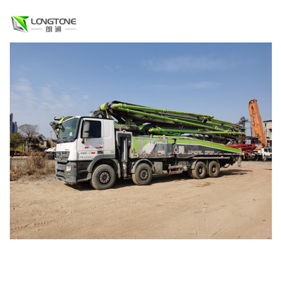 O caminhão de Zoomlion 37m montado bombeia o caminhão da bomba concreta para a venda