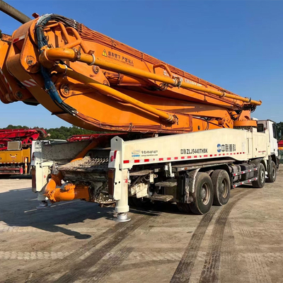 Quilowatt diesel Putzmeister M56 5 do caminhão 300 da bomba concreta para a grande construção concreta