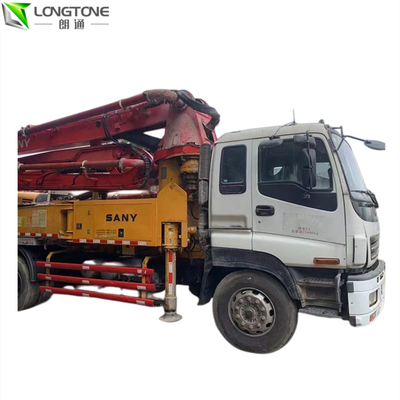 O tipo superior HB56K articulou o caminhão 56m da bomba concreta do crescimento