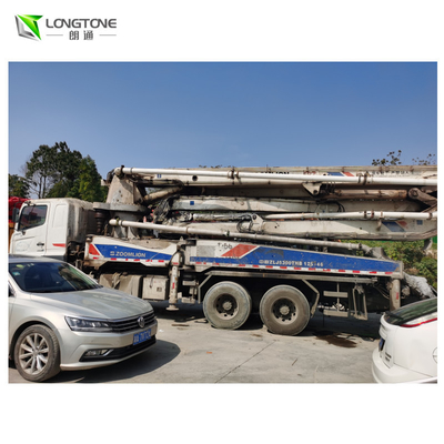 Bomba de concreto basculante de 52 m com lança montada em caminhão Preço da bomba de concreto